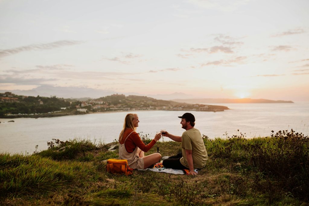 couple outdoor therapy